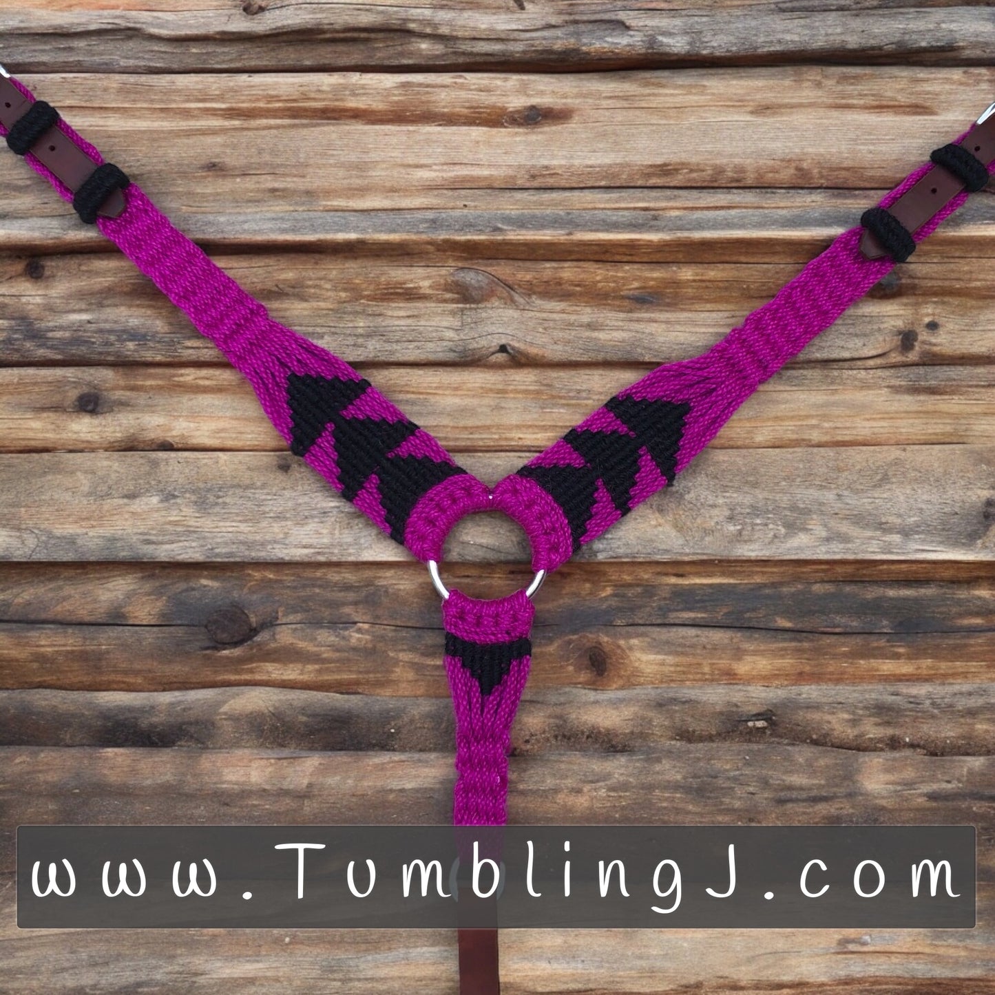 Fuschia/Black pulling collar