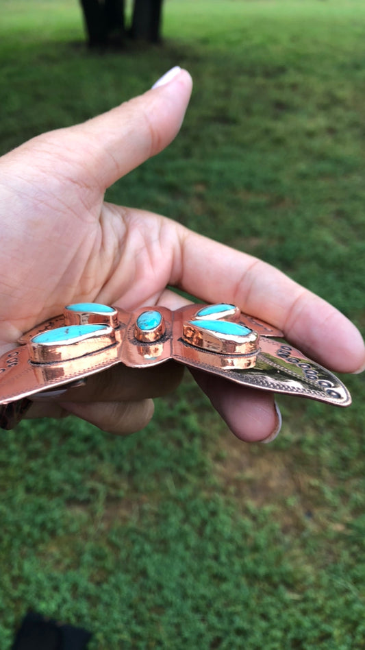 Butterfly buckle