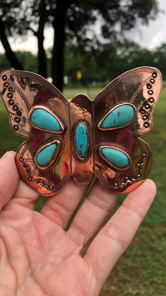 Butterfly buckle